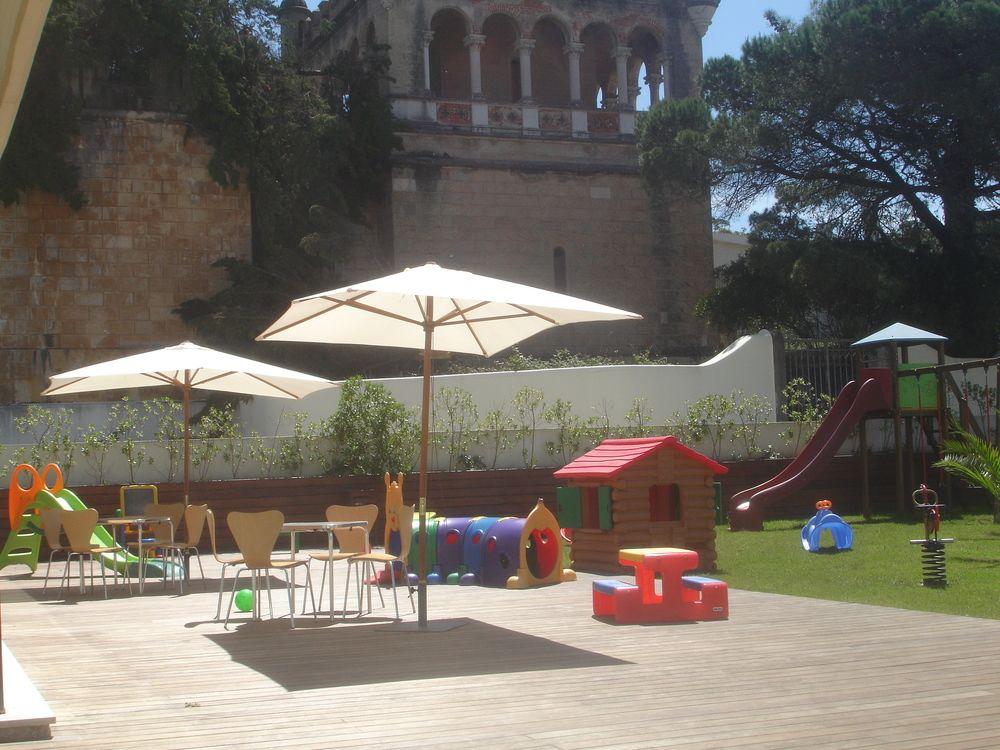 Malibu Foz Hotel - La Maison Younan Figueira da Foz Exteriér fotografie The children's garden