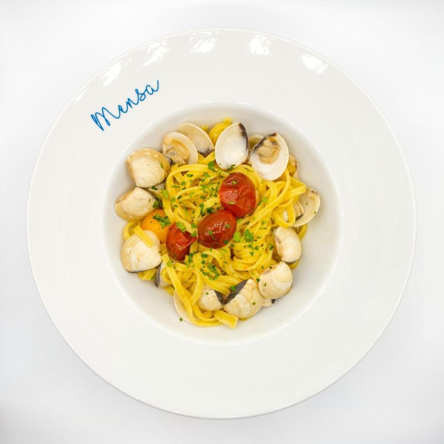 Malibu Foz Hotel - La Maison Younan Figueira da Foz Exteriér fotografie Spaghetti vongole