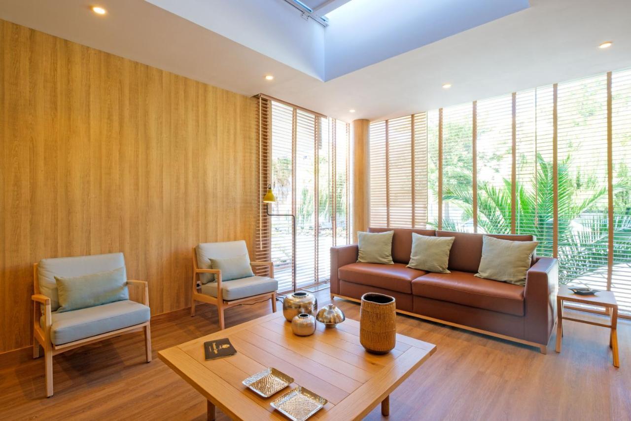 Malibu Foz Hotel - La Maison Younan Figueira da Foz Exteriér fotografie Interior of the house